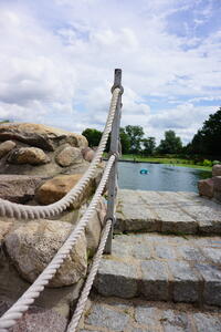 Bild vergr&ouml;&szlig;ern: Jasmin Fischer - Schwimmteich - Turm