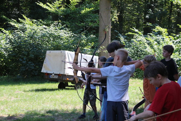 Bild vergr&ouml;&szlig;ern: Bogenschie&szlig;en