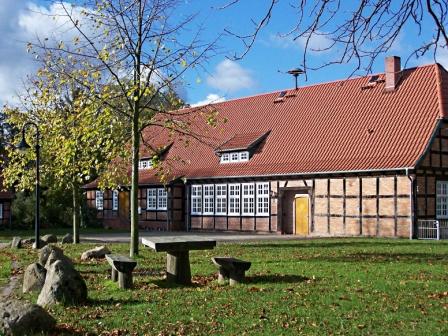 Bild vergrößern: Gemeindehaus-im-OT-Zuehr-der-Stadt-Wittenburg