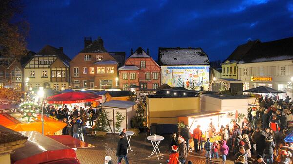 Bild vergr&ouml;&szlig;ern: Weihnachtsmarkt